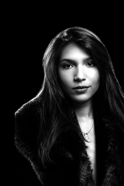Alejandra Regnaultt, House · PLAYNOW